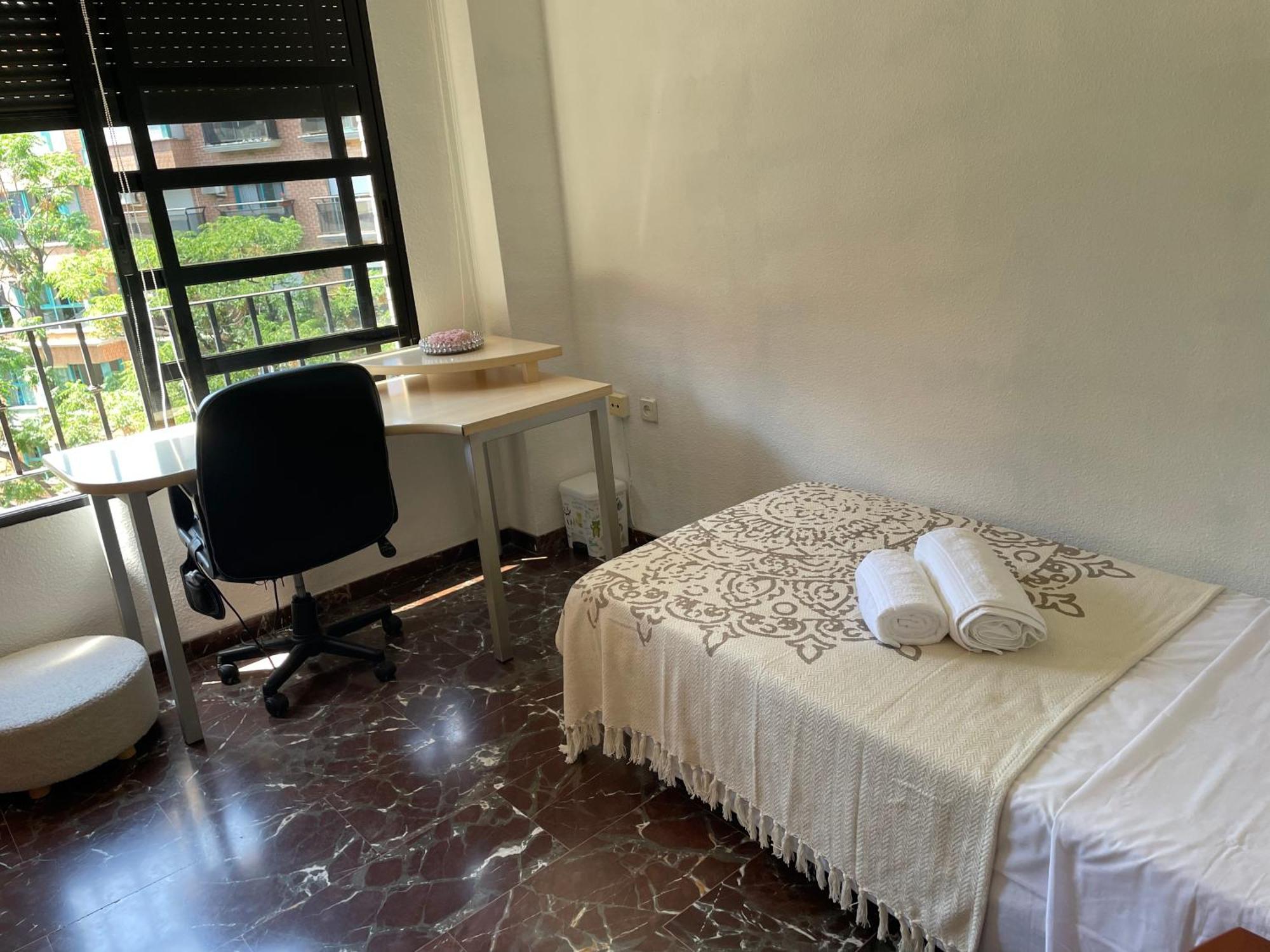 דירות Habitacion Cerca Del Centro De ולנסיה מראה חיצוני תמונה